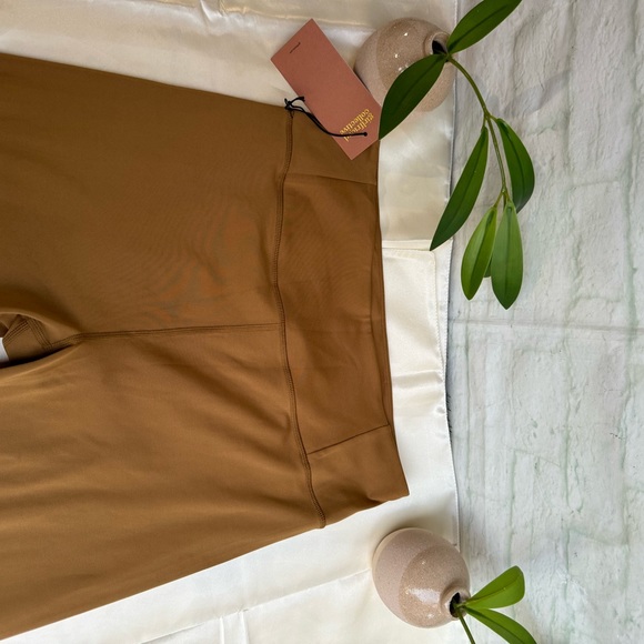 Girlfriend Collective Compressive
High-Rise Legging saddle size XXL New w Tags - Picture 7 of 11